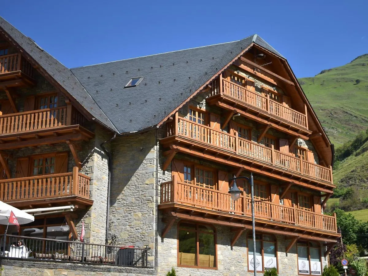 Apartamentos Deth Camin Reiau Arties