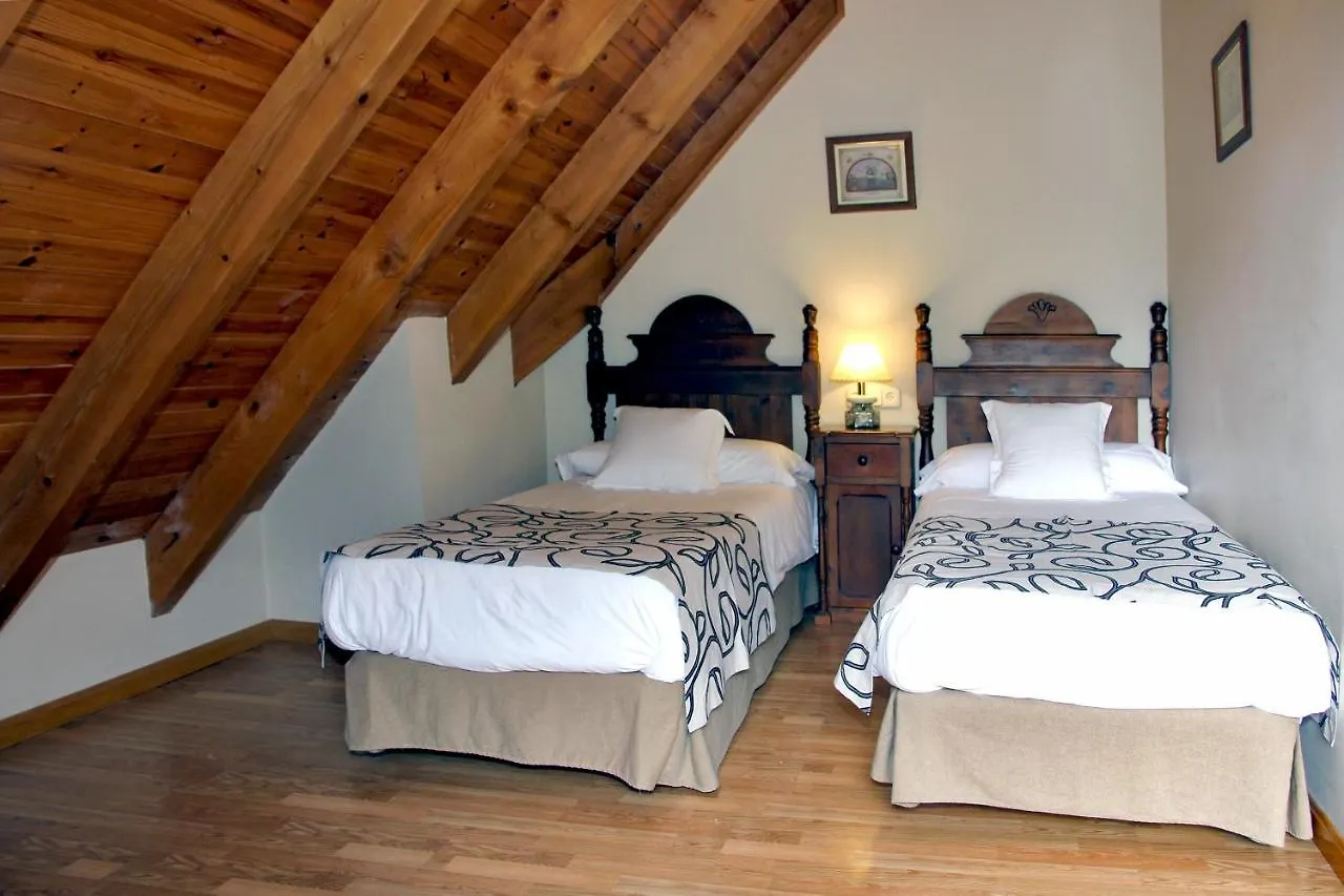 Apartamentos Deth Camin Reiau Arties
